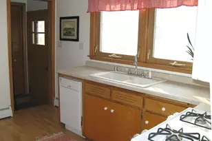 2021 Garfield Ave, Sheboygan, WI 53081 - Photo 5