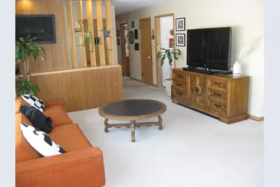 2021  Garfield Ave, Sheboygan, WI 53081 - Photo 3