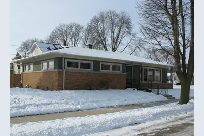 2021  Garfield Ave, Sheboygan, WI 53081 - Photo 1