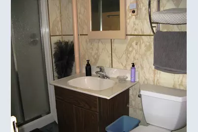 2021  Garfield Ave, Sheboygan, WI 53081 - Photo 23