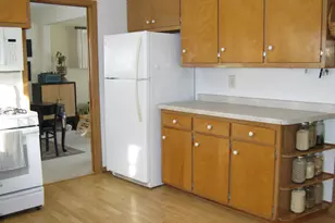 2021 Garfield Ave, Sheboygan, WI 53081 - Photo 7