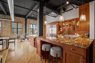 730 N Plankinton Ave, Milwaukee, WI 53203 - Photo 7