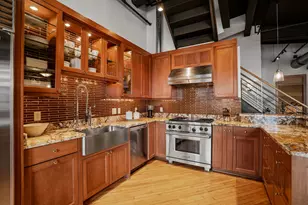 730 N Plankinton Ave, Milwaukee, WI 53203 - Photo 9