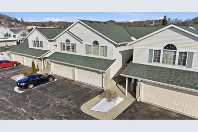 622  Shepherds Dr #4, West Bend, WI 53090 - Photo 1