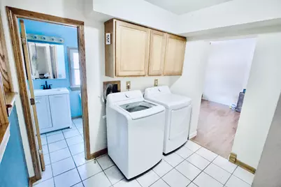 311 S Lapham Peak Rd, Delafield, WI 53018 - Photo 21