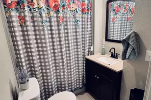 311 S Lapham Peak Rd, Delafield, WI 53018 - Photo 11