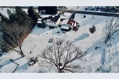 311 S Lapham Peak Rd, Delafield, WI 53018 - Photo 27