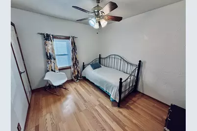 311 S Lapham Peak Rd, Delafield, WI 53018 - Photo 13