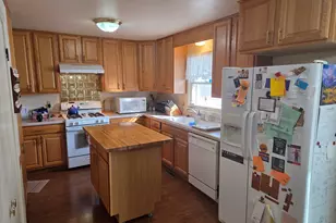 609 Madison Dr, Delavan, WI 53115 - Photo 5