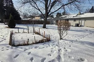 609 Madison Dr, Delavan, WI 53115 - Photo 25