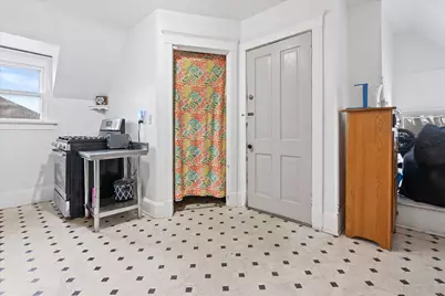 1420  Wisconsin Ave #1422,1422 1/2, Racine, WI 53403 - Photo 9