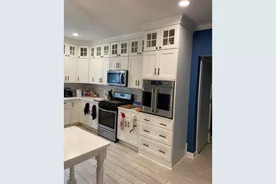 4310  Jackson Dr, Jackson, WI 53037 - Photo 3