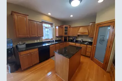 W150N7229  Paseo Ln, Menomonee Falls, WI 53051 - Photo 5