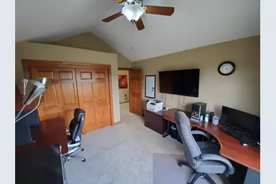 W150N7229  Paseo Ln, Menomonee Falls, WI 53051 - Photo 19