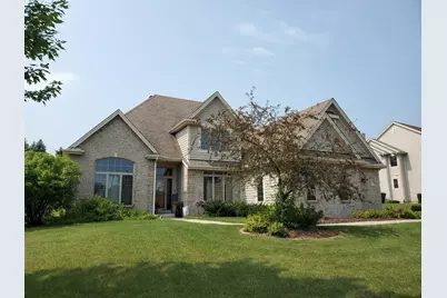W150N7229  Paseo Ln, Menomonee Falls, WI 53051 - Photo 1