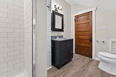 718 N 66th St, Wauwatosa, WI 53213 - Photo 9