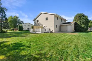 8148 S 88th St, Franklin, WI 53132 - Photo 27