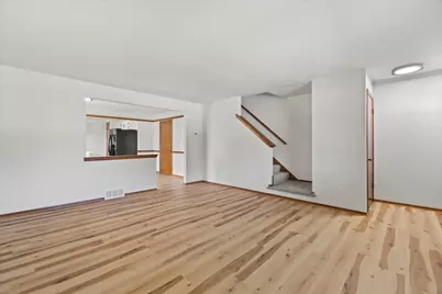 8148 S 88th St, Franklin, WI 53132 - Photo 3