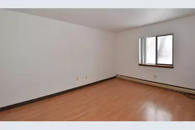 5253 N Lovers Lane Rd #219, Milwaukee, WI 53225 - Photo 13