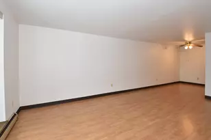 5253 N Lovers Lane Rd, Milwaukee, WI 53225 - Photo 5