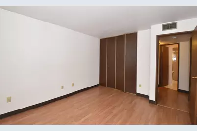 5253 N Lovers Lane Rd #219, Milwaukee, WI 53225 - Photo 21