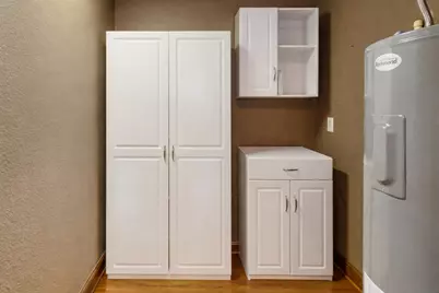 4869 S Forest Ridge Dr #17, New Berlin, WI 53151 - Photo 17