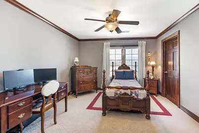 4869 S Forest Ridge Dr #17, New Berlin, WI 53151 - Photo 9