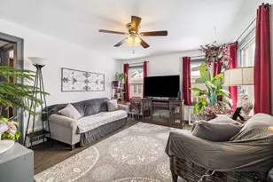 513 Sugar Creek St, Delavan, WI 53115 - Photo 5