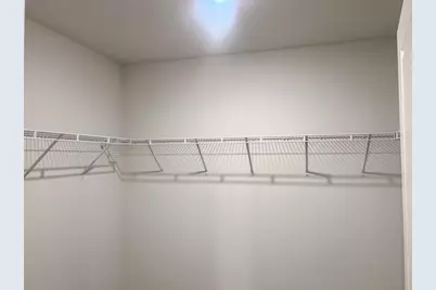 7136  Fair Oaks Rd, Racine, WI 53403 - Photo 7