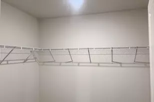 7136 Fair Oaks Rd, Racine, WI 53403 - Photo 7