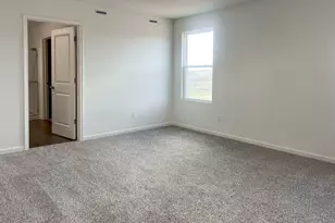 7136 Fair Oaks Rd, Racine, WI 53403 - Photo 5