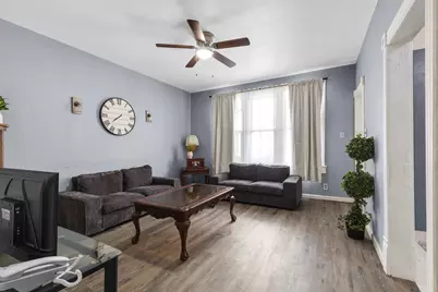 2435 S 12th St, Milwaukee, WI 53215 - Photo 5