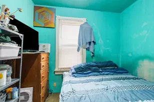 2435 S 12th St, Milwaukee, WI 53215 - Photo 11