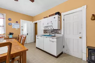 2435 S 12th St, Milwaukee, WI 53215 - Photo 13