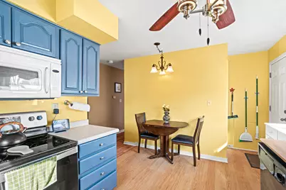 8421  17th Ave, Kenosha, WI 53143 - Photo 9