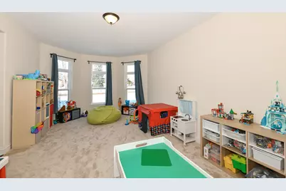 4420  Lilly Rd, Brookfield, WI 53005 - Photo 5