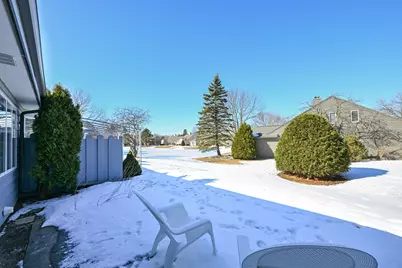 10121 N Lee Ct, Mequon, WI 53092 - Photo 21