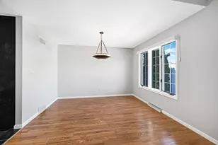 10121 N Lee Ct, Mequon, WI 53092 - Photo 25