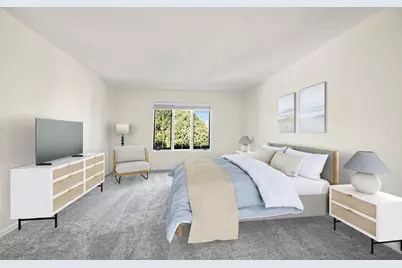 10121 N Lee Ct, Mequon, WI 53092 - Photo 11