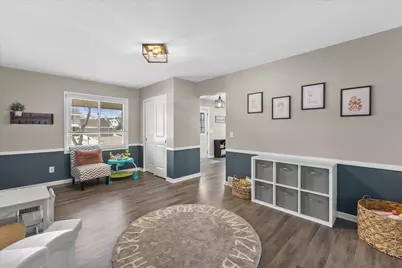 12940 W Wilbur Dr, New Berlin, WI 53151 - Photo 9