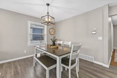 12940 W Wilbur Dr, New Berlin, WI 53151 - Photo 17