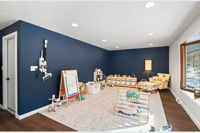 396  Kennedy Ct, Richfield, WI 53017 - Photo 25