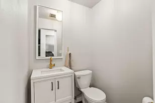 396 Kennedy Ct, Richfield, WI 53017 - Photo 21