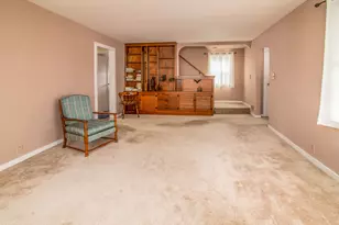 921 N Center St, Beaver Dam, WI 53916 - Photo 3