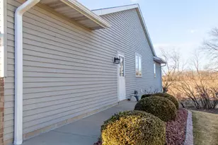 1648 Whitetail Run, Hartford, WI 53027 - Photo 25