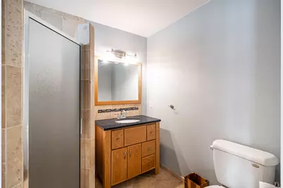 9251 N Tennyson Dr, Bayside, WI 53217 - Photo 33