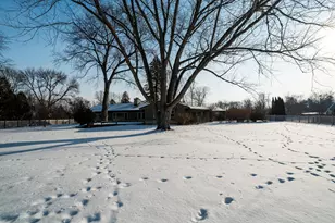 9251 N Tennyson Dr, Bayside, WI 53217 - Photo 41