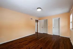 9251 N Tennyson Dr, Bayside, WI 53217 - Photo 29