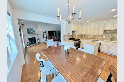 426  Sylvan Dr, Fontana, WI 53125 - Photo 5