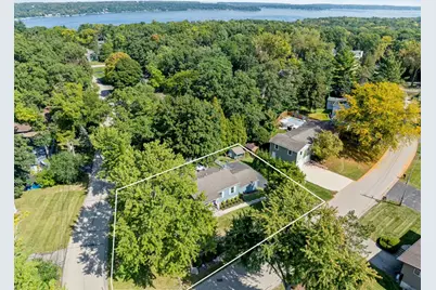 426  Sylvan Dr, Fontana, WI 53125 - Photo 29